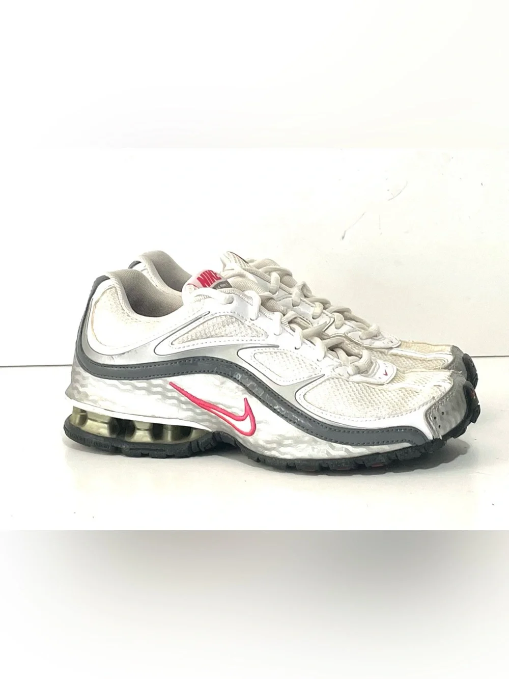 Women’s 6.5 Nike Reax Run 5 Athletic Shoes White Silver Metallic 407987-116